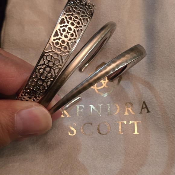 Kendra Scott Silver Tiana Cuff Bracelet Set - Picture 3 of 16